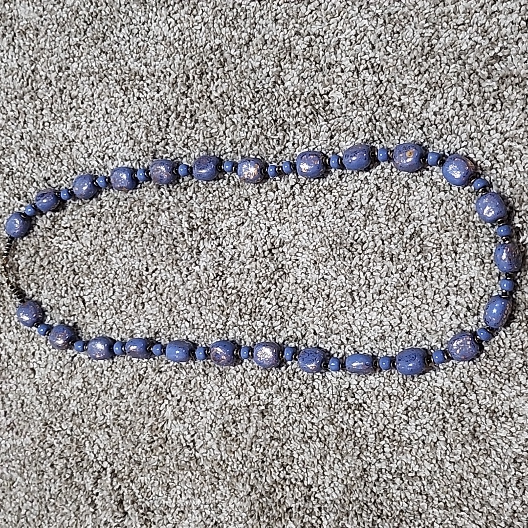 Periwinkle Necklace With Gold Flakes